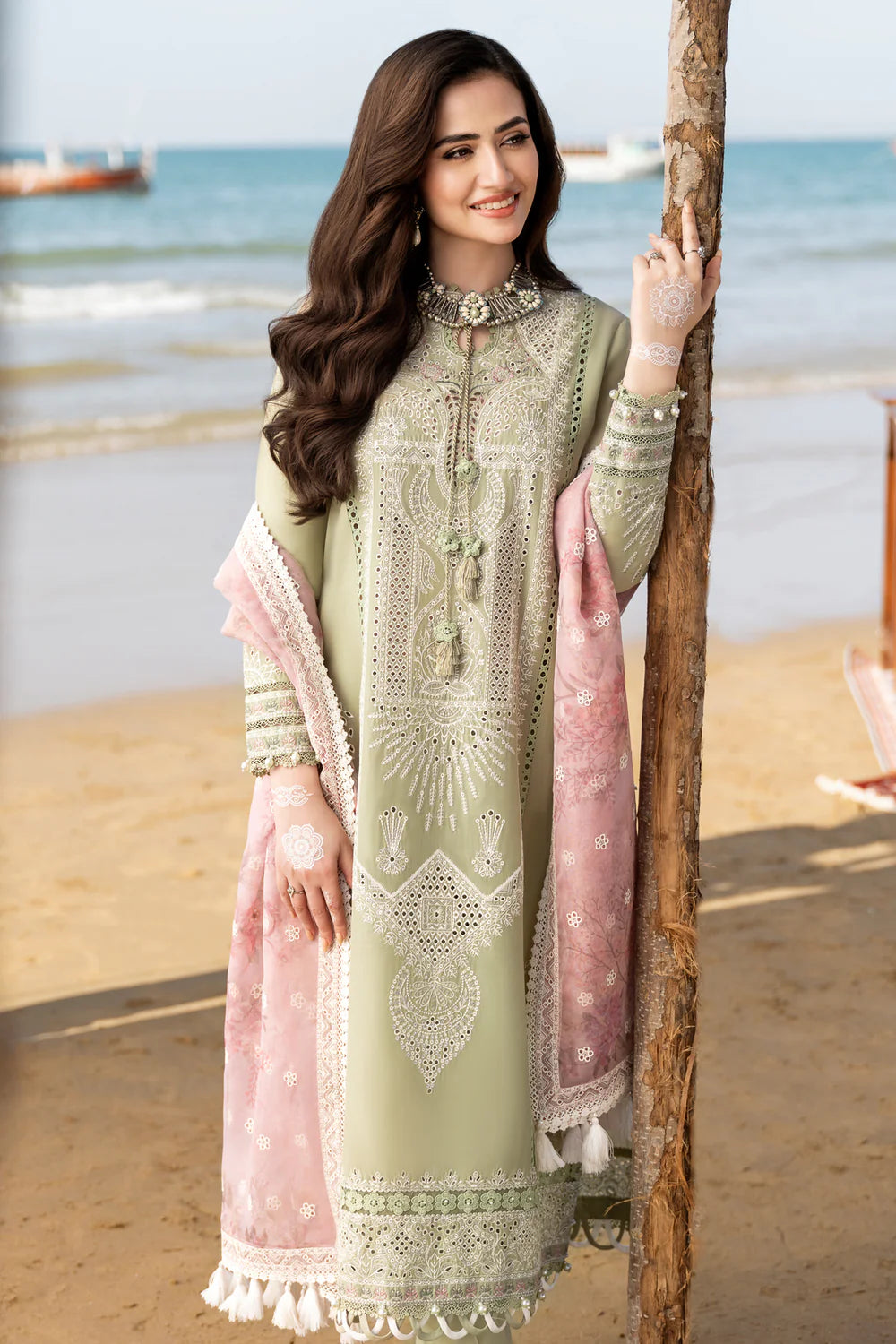 3pc Unstitched Lawn Embroidered DV-10